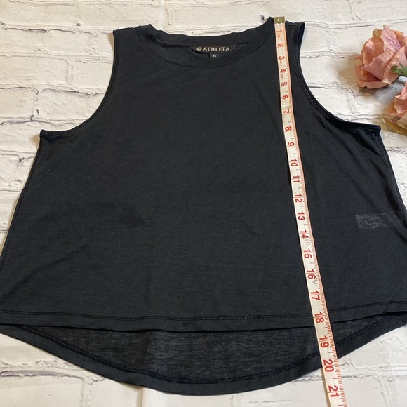 Athleta Ultimate Muscle Tank - Picture 9 of 9